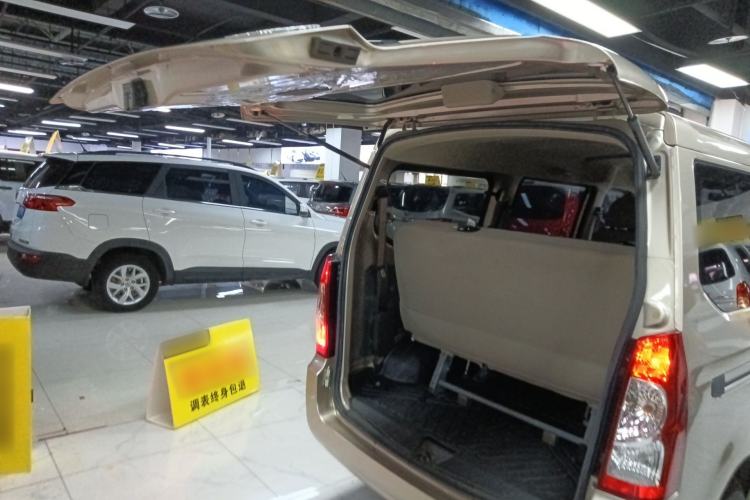 Used Wuling Rongguang S 2021 1.2L Base Model 7-Seater LSI Trunk