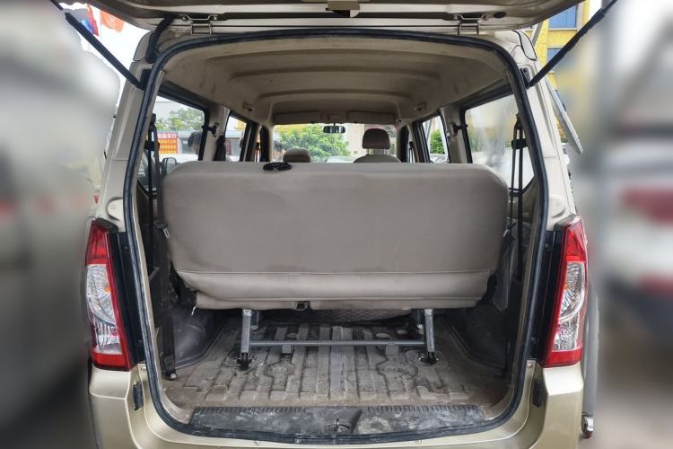 Used Wuling Rongguang S 2021 1.2L Base Model 7-Seater LSI Trunk