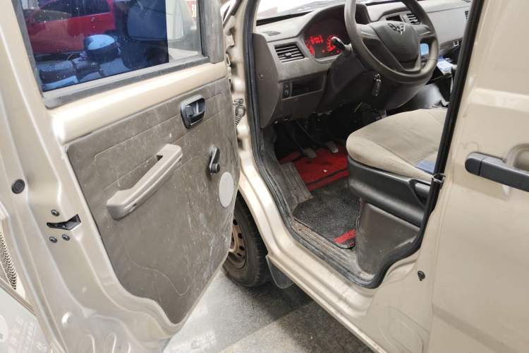 Used Wuling Rongguang S 2022 1.2L Base Version 5-Seater LSI Driver Seat
