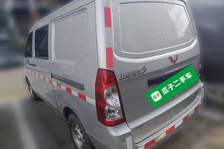 Used Wuling Rongguang S 2022 1.2L Base Model Window-Sealed 5-Seat LSI Car Exterior 3
