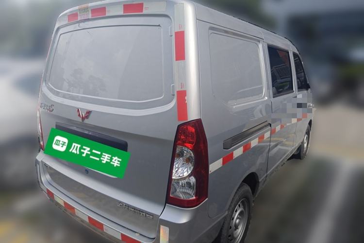 Used Wuling Rongguang S 2022 1.2L Base Model Window-Sealed 5-Seat LSI Car Exterior 5
