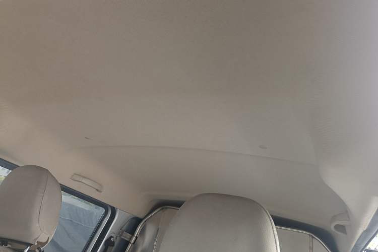Used Wuling Rongguang S 2022 1.2L Base Model Window-Sealed 5-Seat LSI Car Headliner