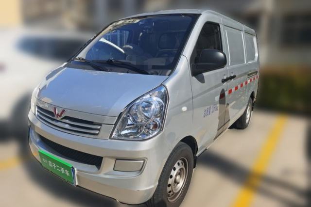 Used Wuling Rongguang S 2022 1.2L Standard Model Window-Sealed Car with Air Conditioning 2 Seats LSI