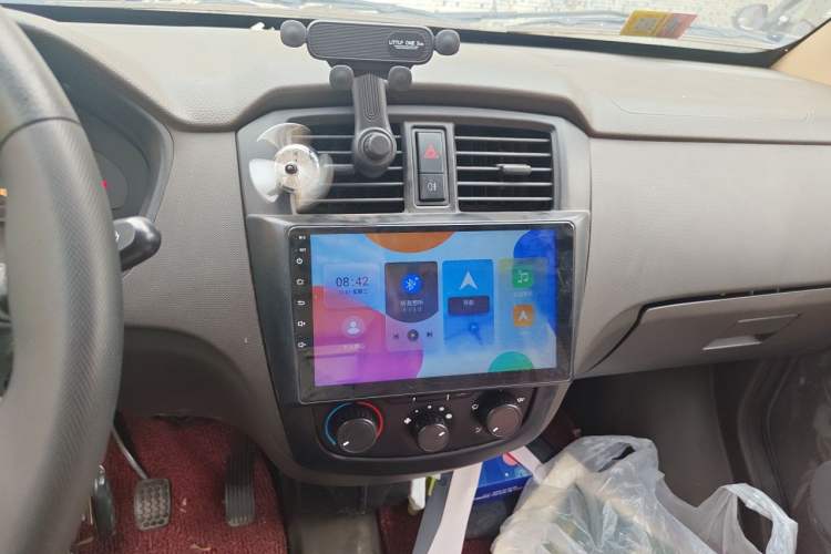Used Wuling Rongguang S 2022 1.2L Basic Edition Enclosed-Window Vehicle 2 Seats LSI Audio And AC Panel
