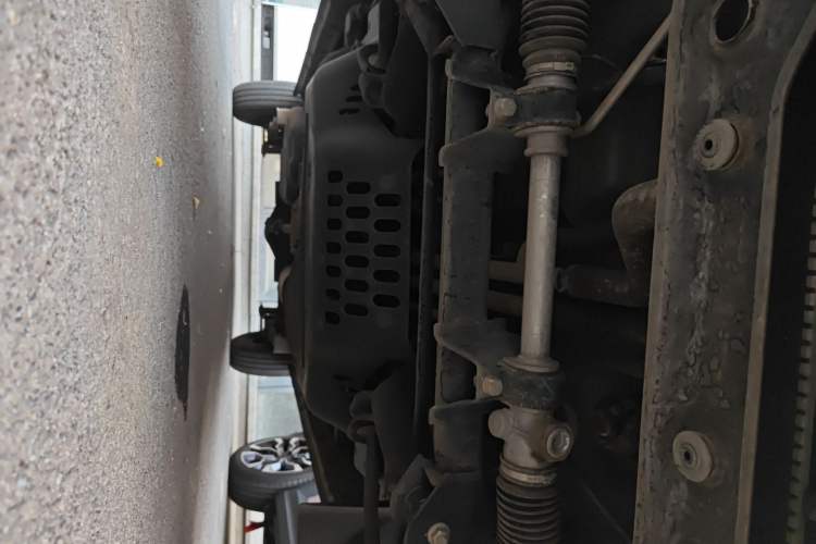 Used Wuling Rongguang S 2022 1.2L Base Model Window-Sealed 5-Seat LSI Car Chassis Front