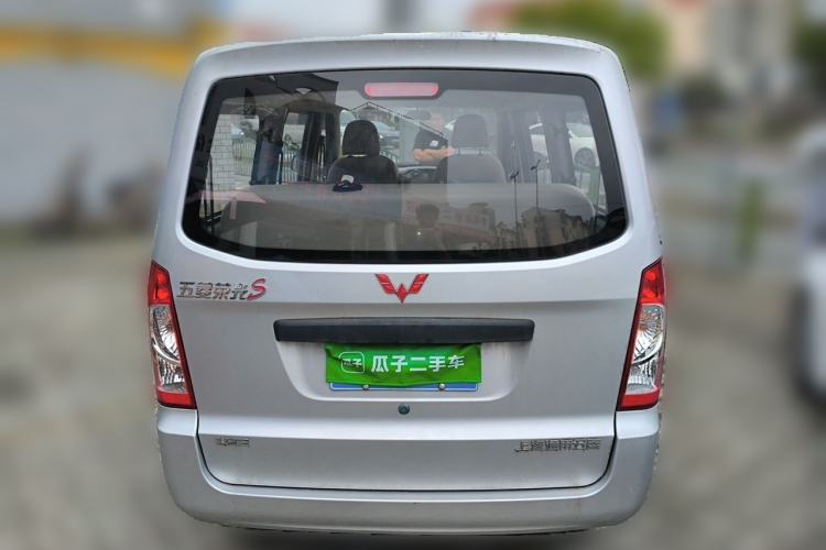 Used Wuling Rongguang S 2022 1.2L Base Model 7-Seater LSI Exterior 4