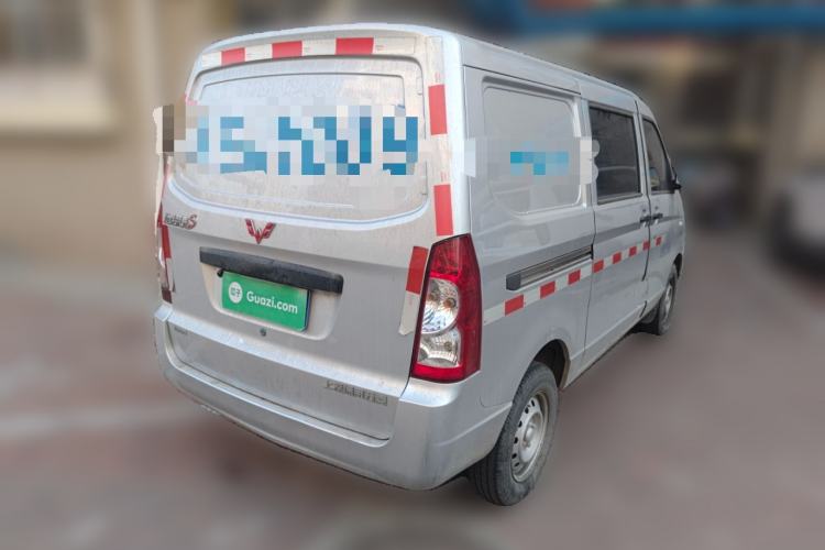 Used Wuling Rongguang S 2022 1.2L Base Model Window-Sealed 5-Seat LSI Car Exterior 5