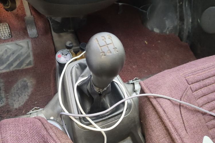 Used Wuling Rongguang S 2022 1.2L Base Model Window-Sealed 5-Seat LSI Car Gear Lever