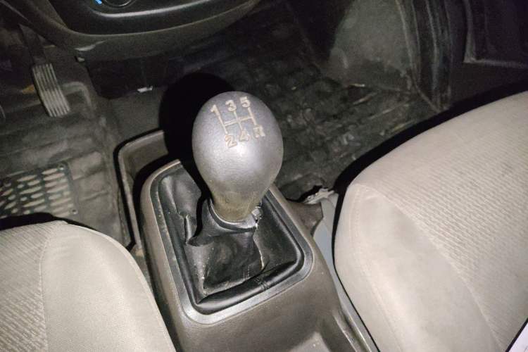 Used Wuling Rongguang S 2022 1.2L Base Version 5-Seater LSI Gear Lever