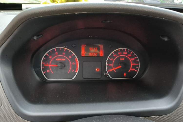 Used Wuling Rongguang S 2022 1.2L Base Model 7-Seater LSI Instrument Cluster