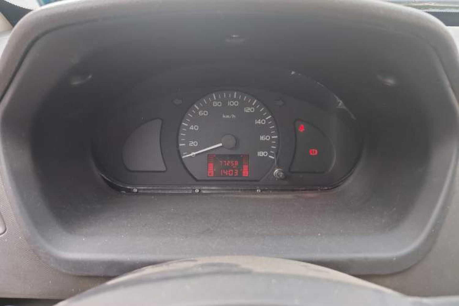 Used Wuling Rongguang S 2022 1.2L Standard Model Window-Sealed Car with Air Conditioning 2 Seats LSI Instrument Cluster