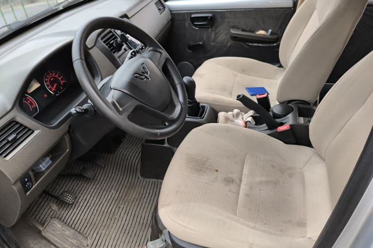 Used Wuling Rongguang S 2022 1.2L Base Model 7-Seater LSI Left Front Seat