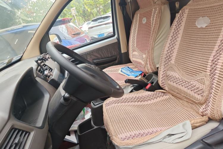 Used Wuling Rongguang S 2022 1.2L Basic Edition Enclosed-Window Vehicle 2 Seats LSI Left Front Seat