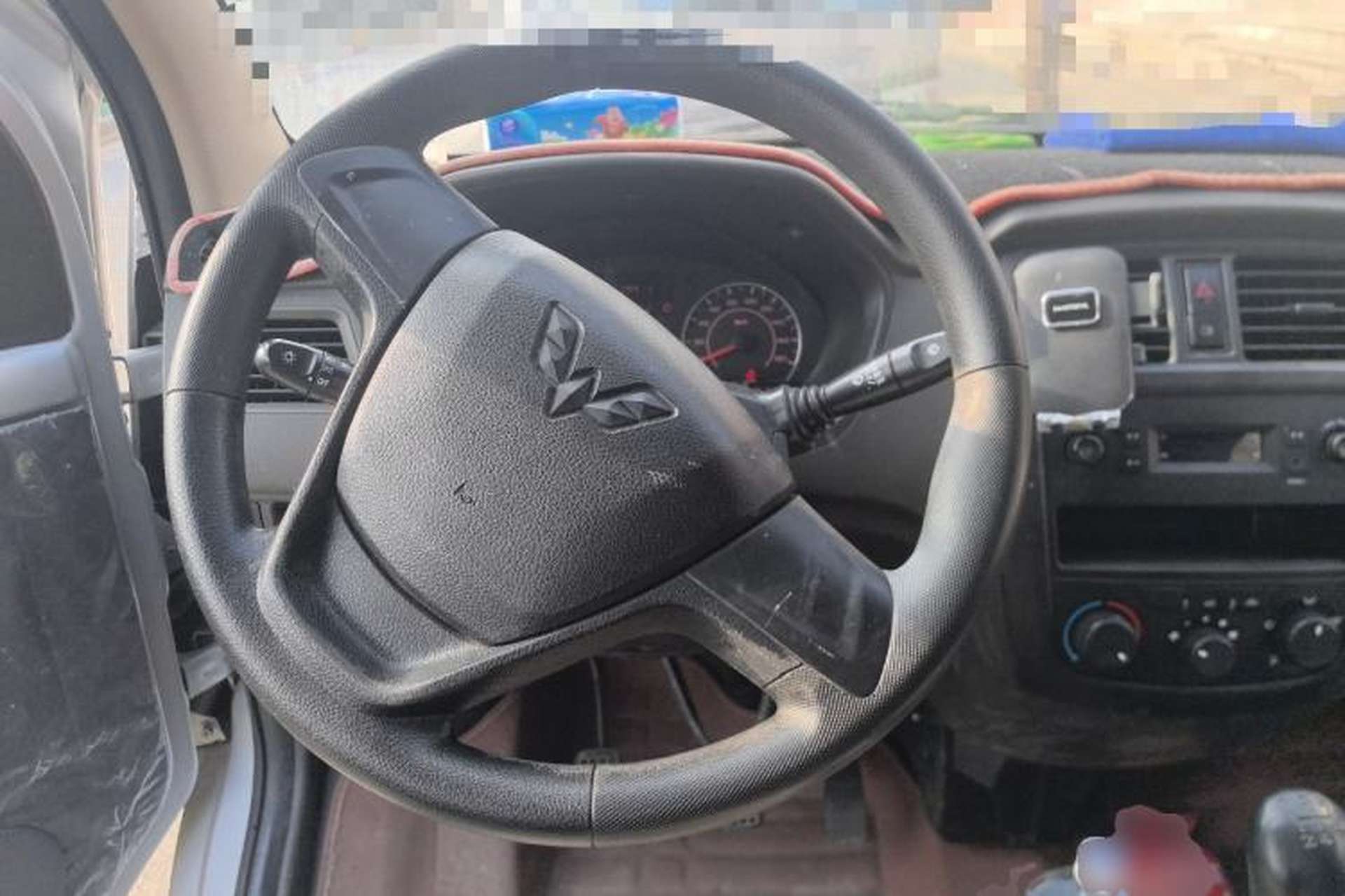 Used Wuling Rongguang S 2022 1.2L Base Version 5-Seater LSI Steering Wheel