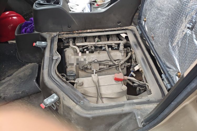 Used Wuling Rongguang S 2022 1.2L Base Model 7-Seater LSI Engine Bay Left