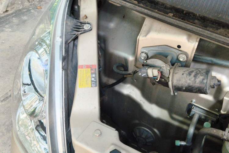 Used Wuling Rongguang S 2022 1.2L Base Version 5-Seater LSI Engine Bay Right