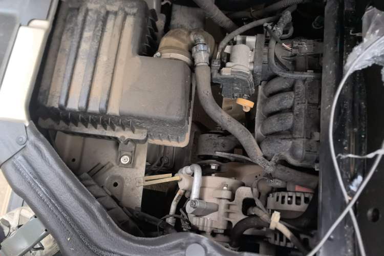 Used Wuling Rongguang S 2022 1.2L Base Version 5-Seater LSI Engine Bay Right
