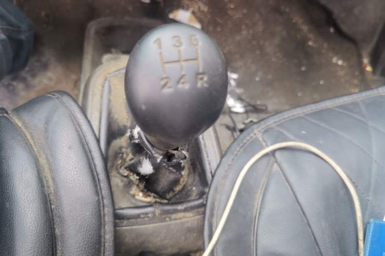 Used Wuling Rongguang S 2022 1.2L Base Version 5-Seater LSI Gear Lever