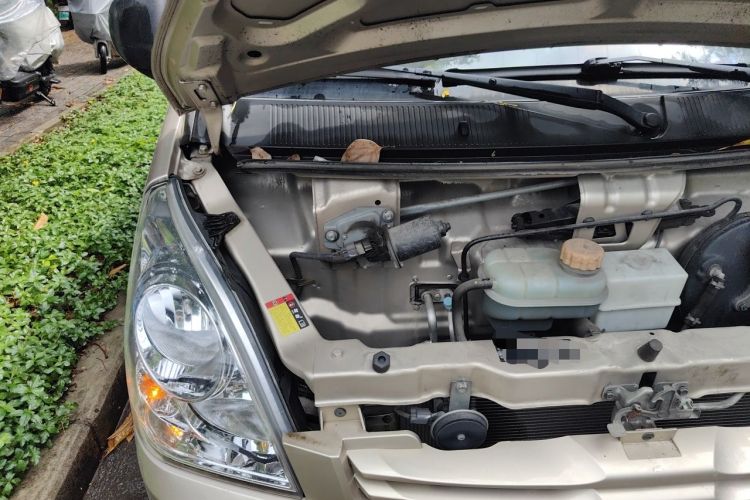 Used Wuling Rongguang S 2023 1.5L Base Version 5/7 Seats Engine Bay Right