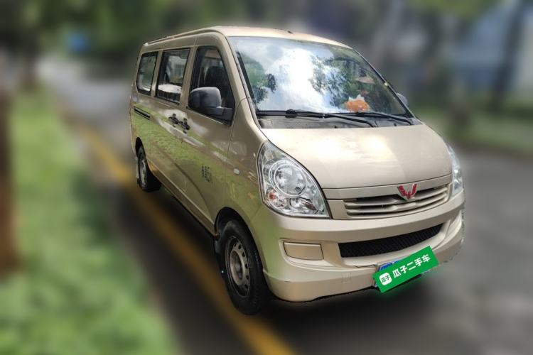 Used Wuling Rongguang S 2023 1.5L Base Version 5/7 Seats Front Right 45 Deg