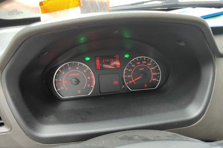Used Wuling Rongguang S 2023 1.5L Base Version 5/7 Seats Odometer Close Up