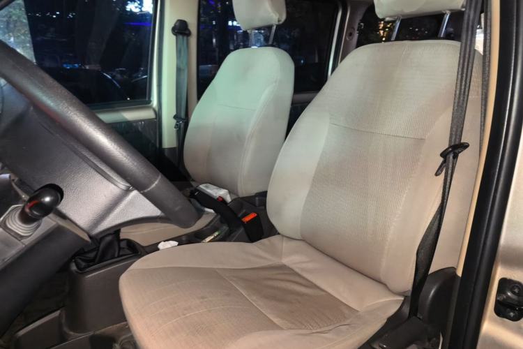 Used Wuling Rongguang S 2023 1.5L Base Version 5/7 Seats Left Front Seat
