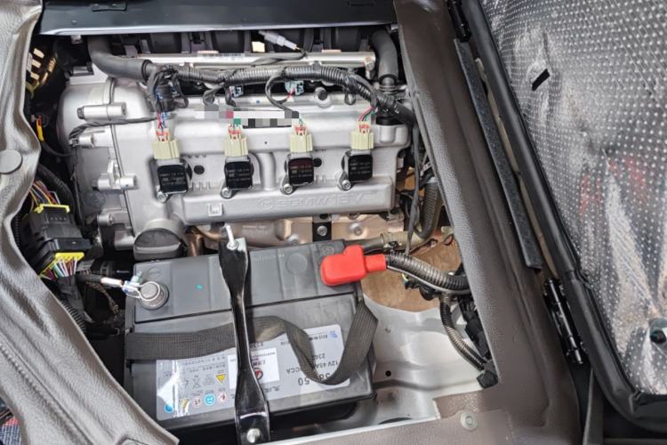 Used Wuling Rongguang S 2023 1.5L Base Version 5/7 Seats Engine Bay Left