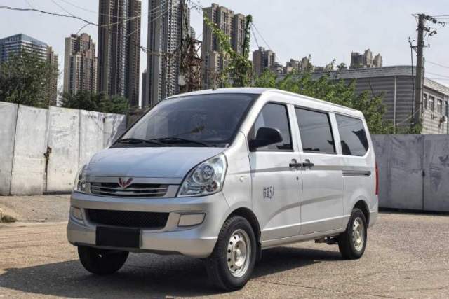 Used Wuling Rongguang S 2023 1.5L Base Version 5/7 Seats