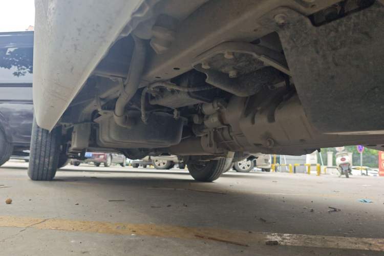 Used Wuling Rongguang S 2023 1.5L Base Version 5/7 Seats Chassis Front Right