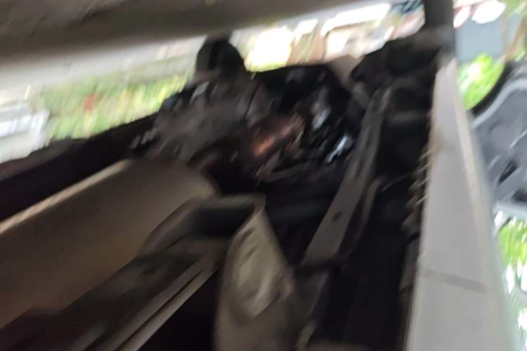 Used Wuling Rongguang S 2023 1.5L Base Version 5/7 Seats Chassis Rear Left