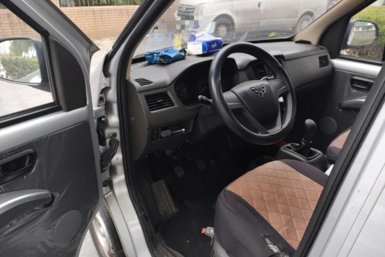 Used Wuling Rongguang S 2023 1.5L Base Version 5/7 Seats Driver Seat