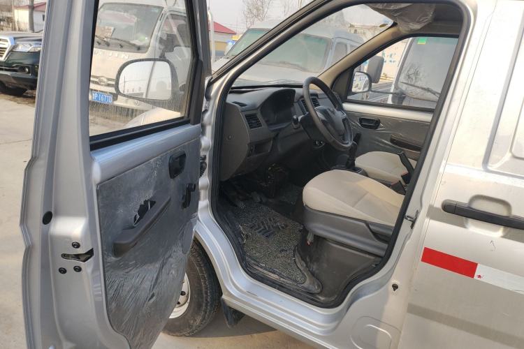 Used Wuling Rongguang S 2023 1.5L Basic Enclosed-Window Vehicle 2 Seats Driver Seat
