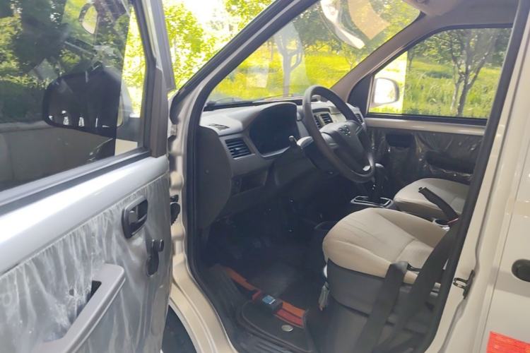 Used Wuling Rongguang S 2023 1.5L Basic Enclosed-Window Vehicle 2 Seats Driver Seat