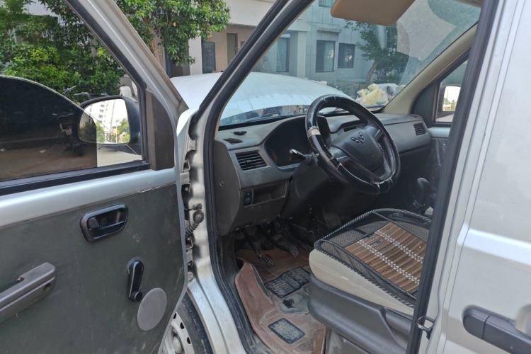Used Wuling Rongguang S 2023 1.5L Basic Enclosed-Window Vehicle 2 Seats Driver Seat