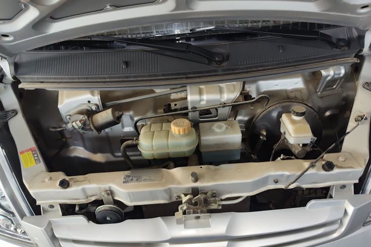 Used Wuling Rongguang S 2023 1.5L Basic Enclosed-Window Vehicle 2 Seats Engine Bay