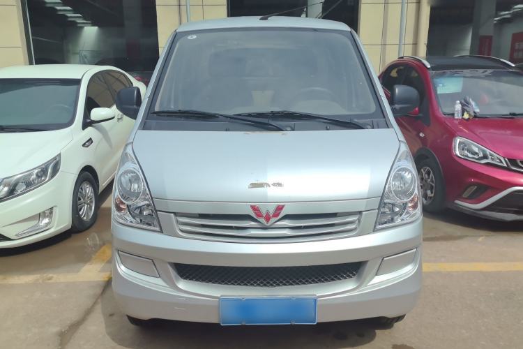 Used Wuling Rongguang S 2023 1.5L Basic Enclosed-Window Vehicle 2 Seats Engine Bay