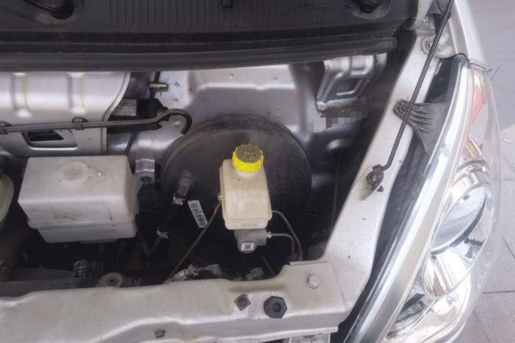 Used Wuling Rongguang S 2023 1.5L Base Version 5/7 Seats Engine Bay Left