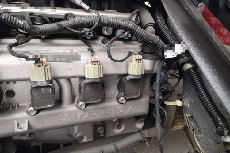Used Wuling Rongguang S 2023 1.5L Base Version 5/7 Seats Engine Bay Left