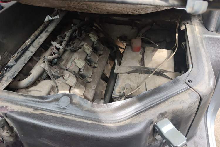 Used Wuling Rongguang S 2023 1.5L Basic Enclosed-Window Vehicle 2 Seats Engine Bay Left