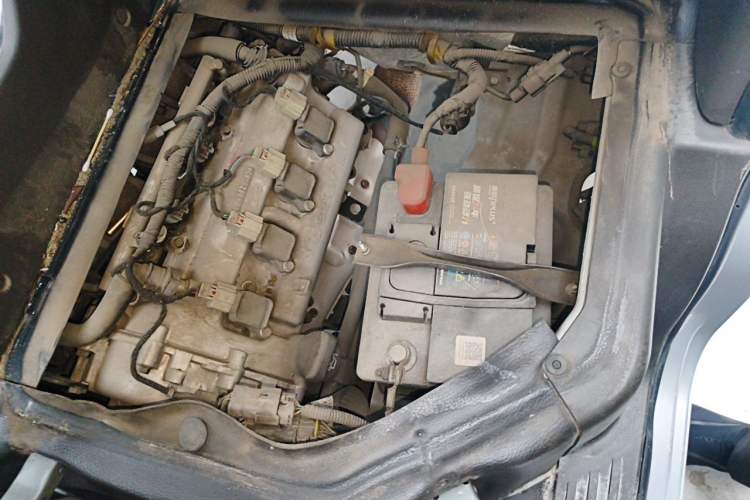 Used Wuling Rongguang S 2023 1.5L Base Version 5/7 Seats Engine Bay Left