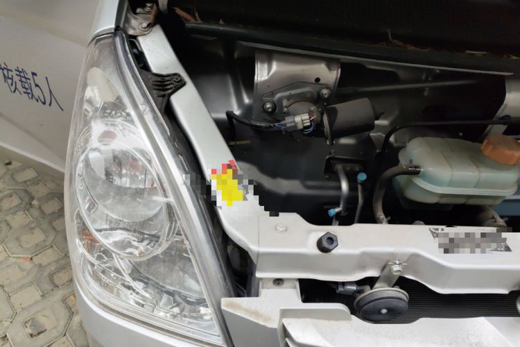 Used Wuling Rongguang S 2023 1.5L Base Version 5/7 Seats Engine Bay Right