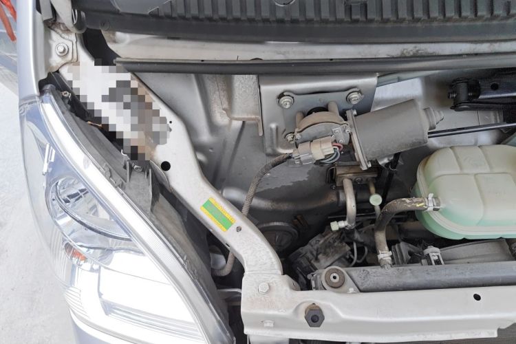 Used Wuling Rongguang S 2023 1.5L Basic Enclosed-Window Vehicle 2 Seats Engine Bay Right