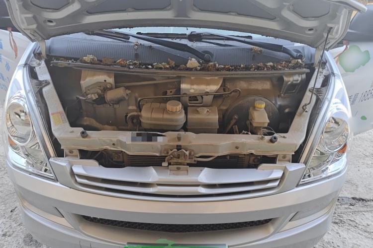 Used Wuling Rongguang S 2023 1.5L Basic Enclosed-Window Vehicle 2 Seats Engine Bay