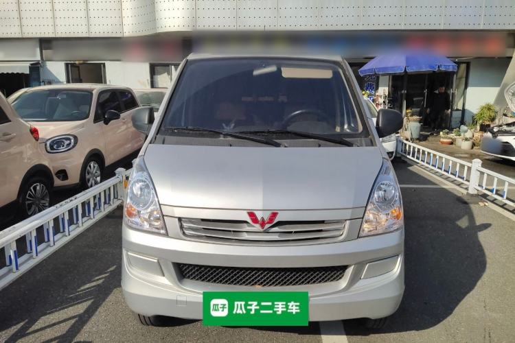 Used Wuling Rongguang S 2023 1.5L Base Version 5/7 Seats Exterior 1