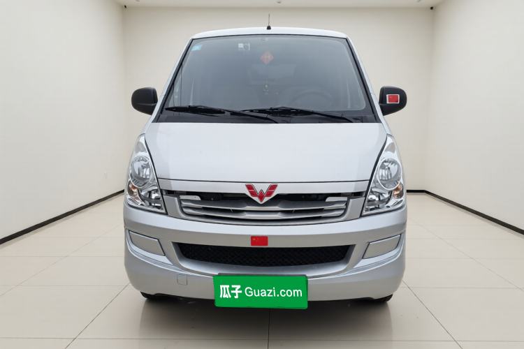 Used Wuling Rongguang S 2023 1.5L Base Version 5/7 Seats Exterior 1