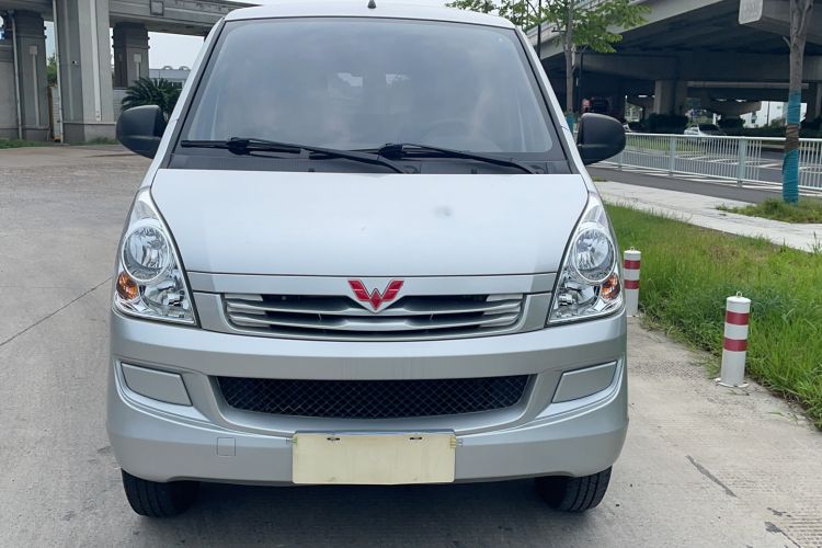 Used Wuling Rongguang S 2023 1.5L Base Version 5/7 Seats Exterior 1