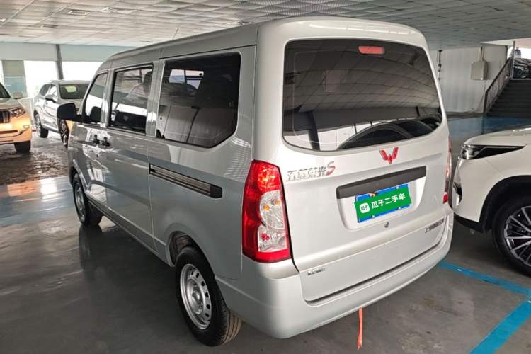 Used Wuling Rongguang S 2023 1.5L Base Version 5/7 Seats Exterior 2