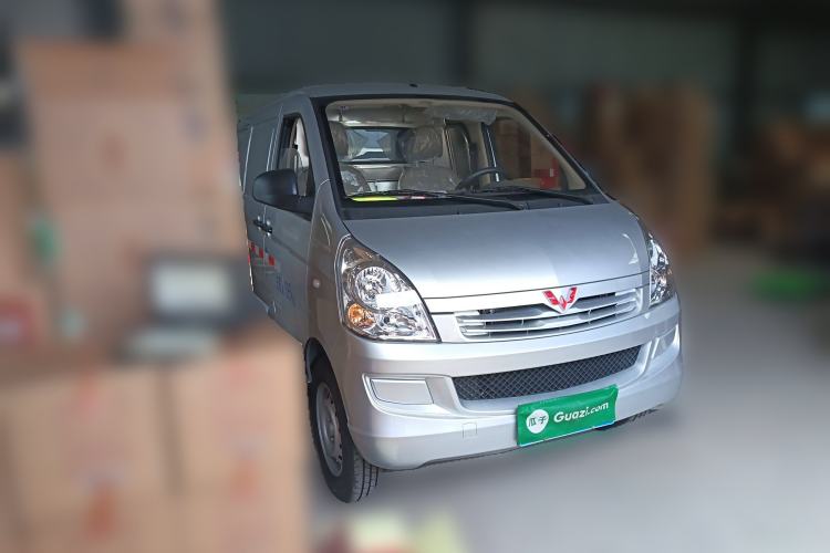 Used Wuling Rongguang S 2023 1.5L Basic Enclosed-Window Vehicle 2 Seats Exterior 2