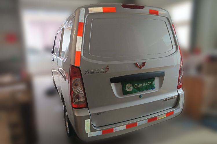 Used Wuling Rongguang S 2023 1.5L Basic Enclosed-Window Vehicle 2 Seats Exterior 3