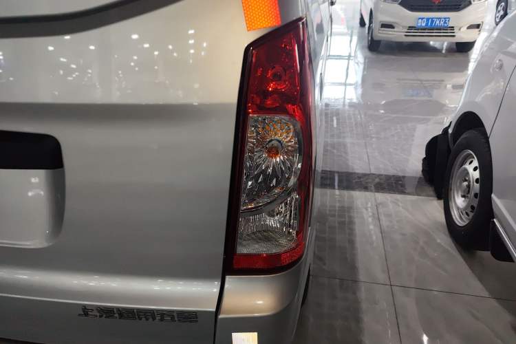Used Wuling Rongguang S 2023 1.5L Basic Enclosed-Window Vehicle 2 Seats Exterior 3